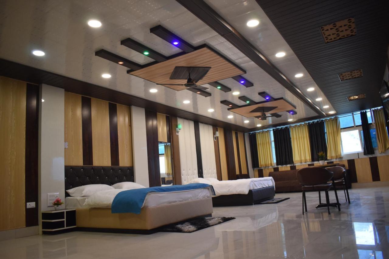 Jai Maa Bhagwati Hotel Pithorāgarh Zewnętrze zdjęcie