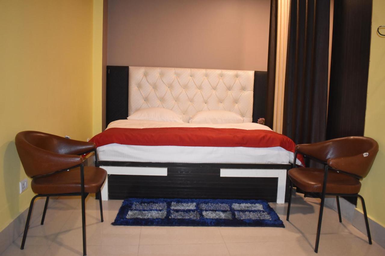 Jai Maa Bhagwati Hotel Pithorāgarh Zewnętrze zdjęcie